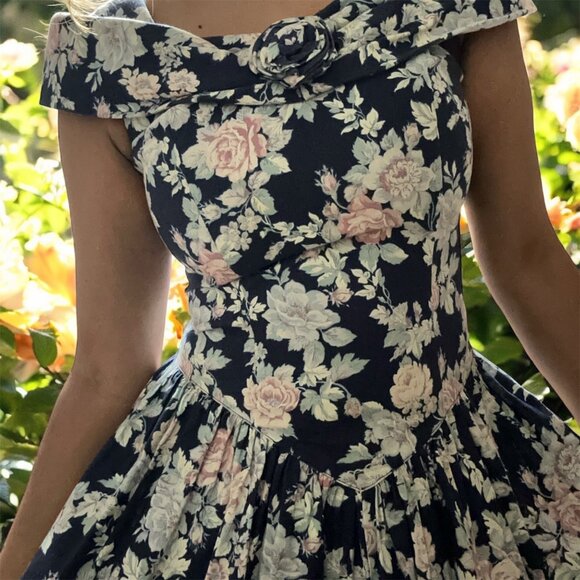 Vintage 1980s All That Jazz Floral Fit & Flare Dress Small Made in USA - Picture 3 of 7